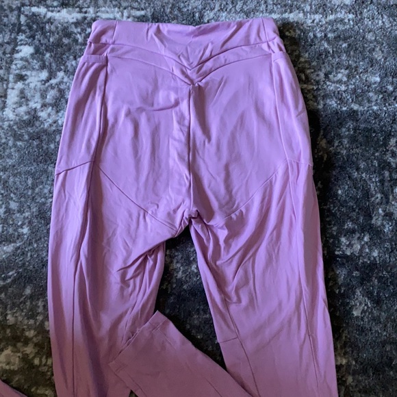 Gymshark leggings - Picture 2 of 3